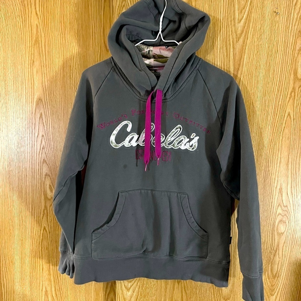 Cabela’s Dark Gray/ Pink Logo Thick Hoodie Sweatshirt - Picture 2 of 5